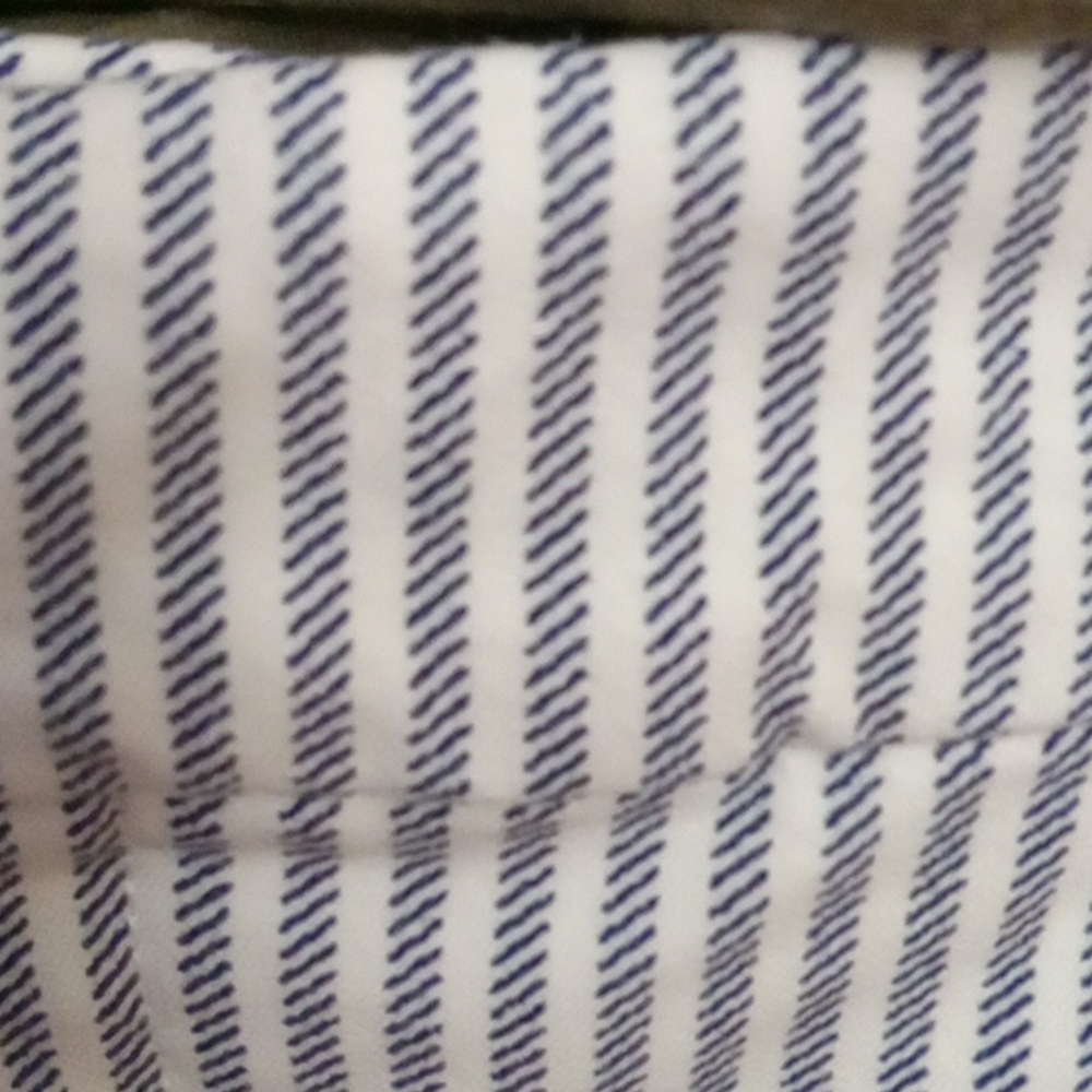 Striped cropped pants - Picture 2 of 4